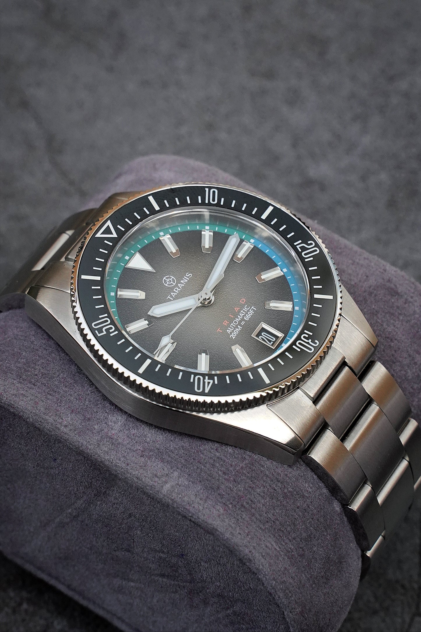 TRIAD DIVER